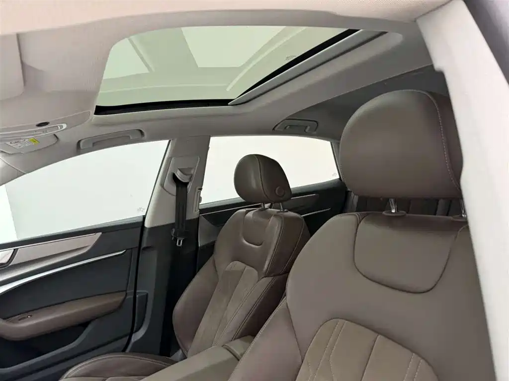 Audi A7L 2022 45 TFSI S-line Future Dream Edition фото 16