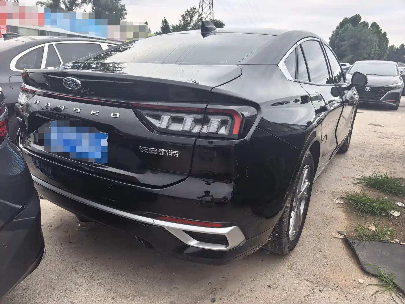 FORD MONDEO