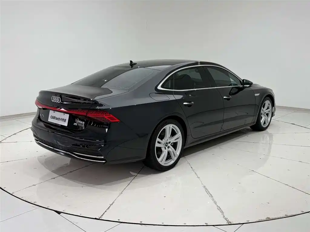 Audi A7L 2022 45 TFSI S-line Future Dream Edition фото 8