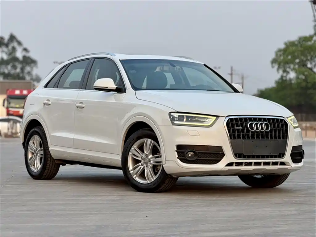 Audi Q3 2013 35 TFSI quattro Technology фото 26
