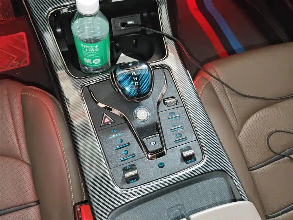 BYD Han 2020 DM AWD Performance Luxury Edition фото 13