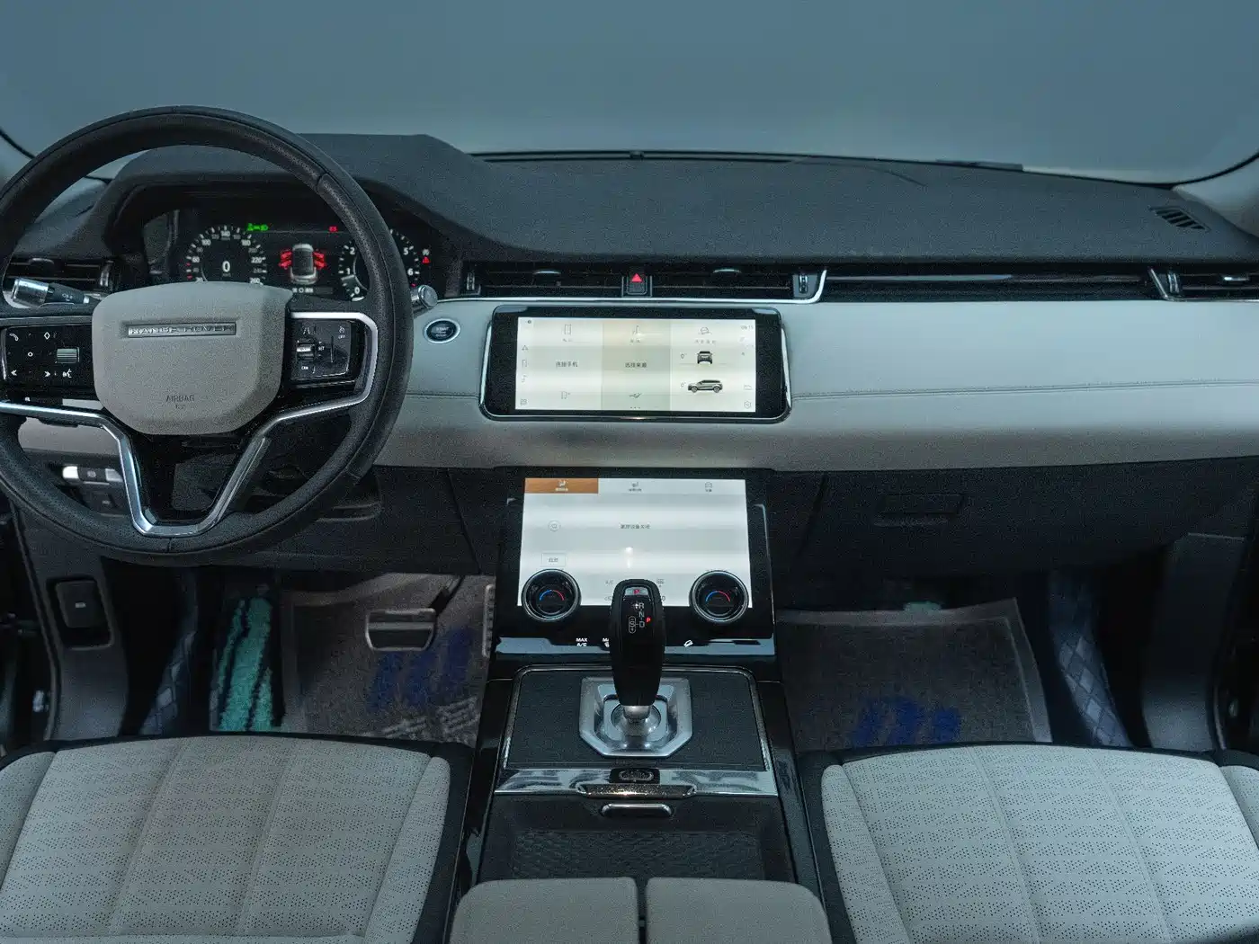Land Rover Range Rover Evoque 2021 Range Rover Evoque L 249PS R-Dynamic First Edition Launch Edition фото 9