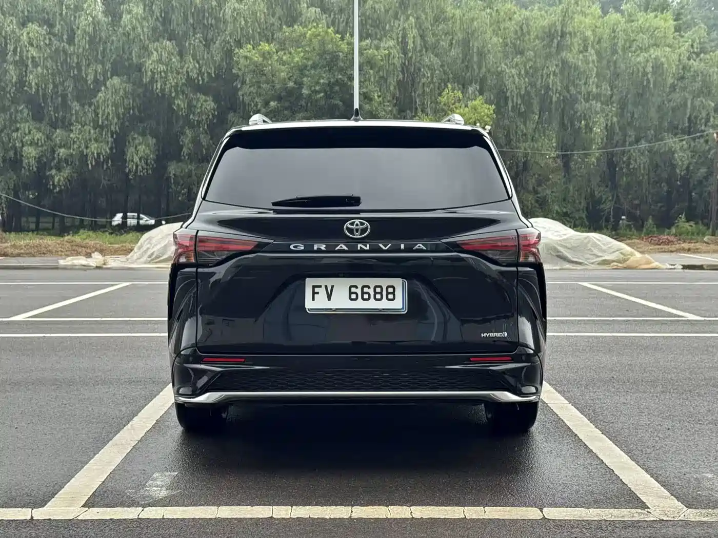 Toyota Granvia 2023 2.5L Hybrid Flagship VIP Edition фото 5