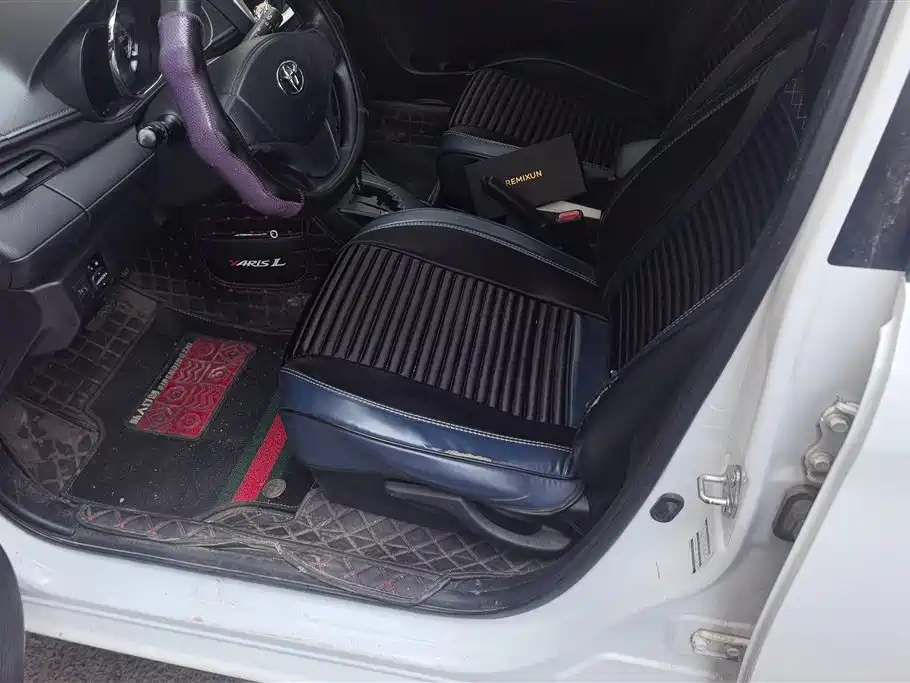 Toyota YARiS L Zhi Xuan 2015 1.5E Auto Charming Edition фото 8