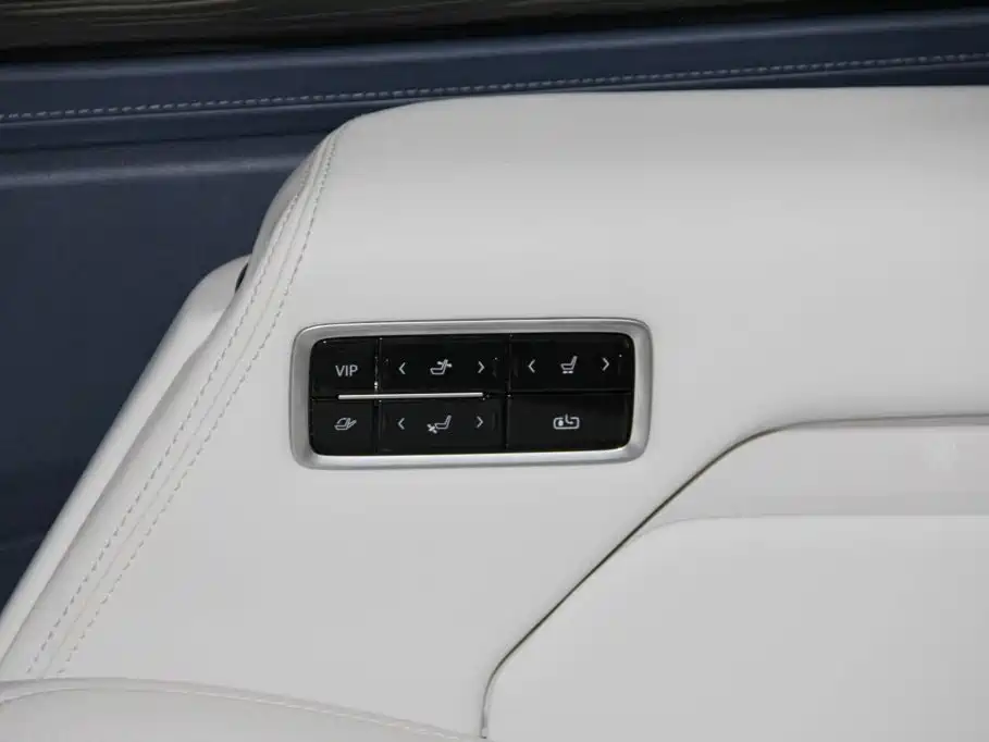 Buick Century 2024 2023 2.0T 6-Seat World Edition