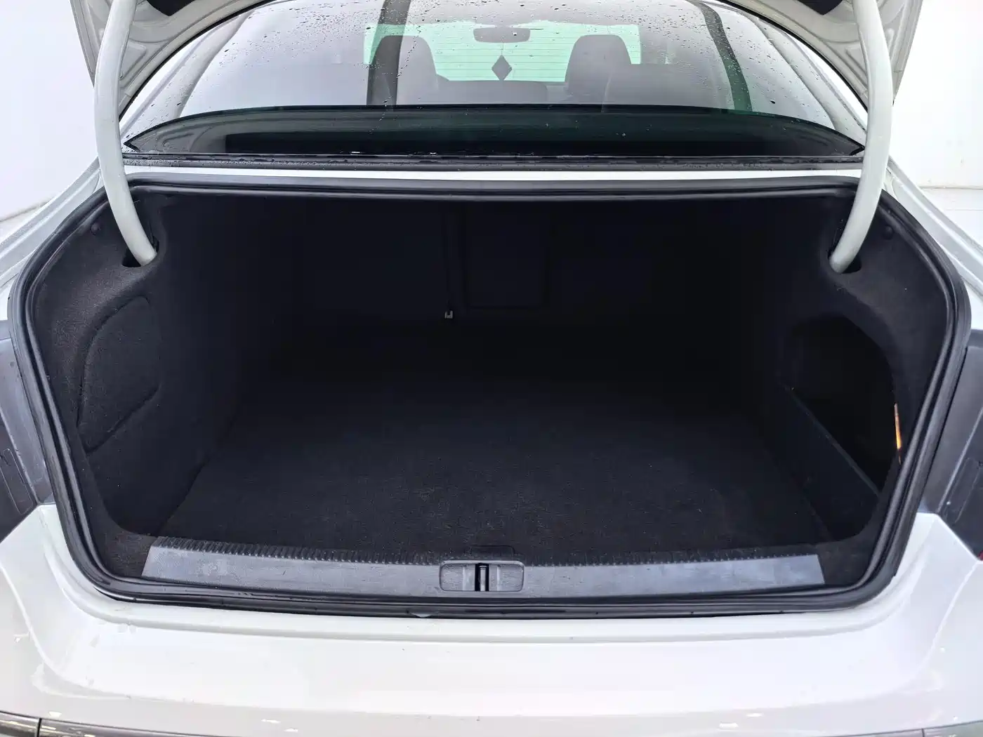Volkswagen FAW-Volkswagen CC 2018 1.8TSI Luxury фото 23