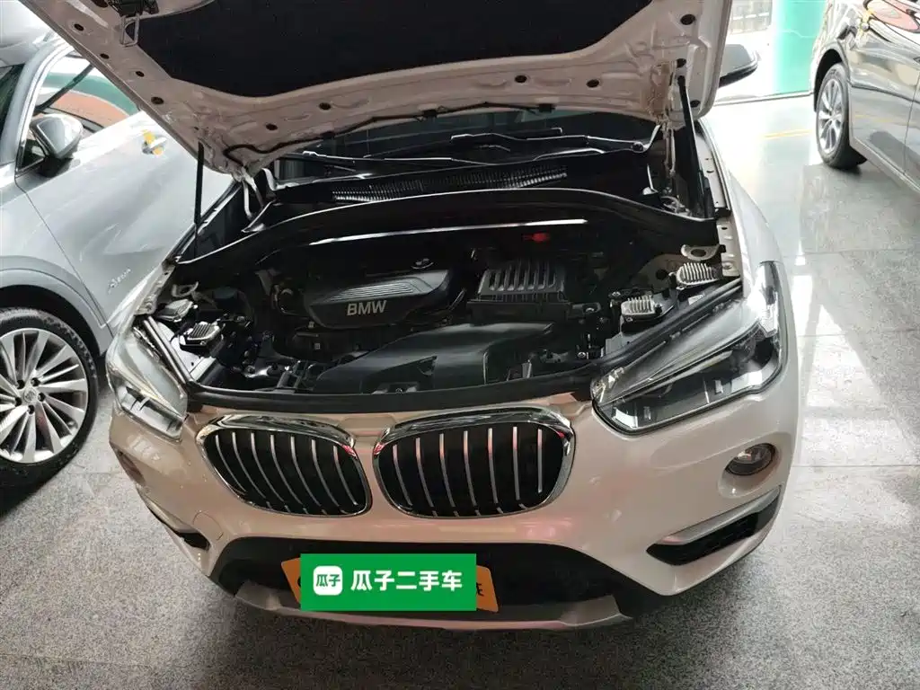 BMW X1 2018 xDrive20Li Premium Model фото 16