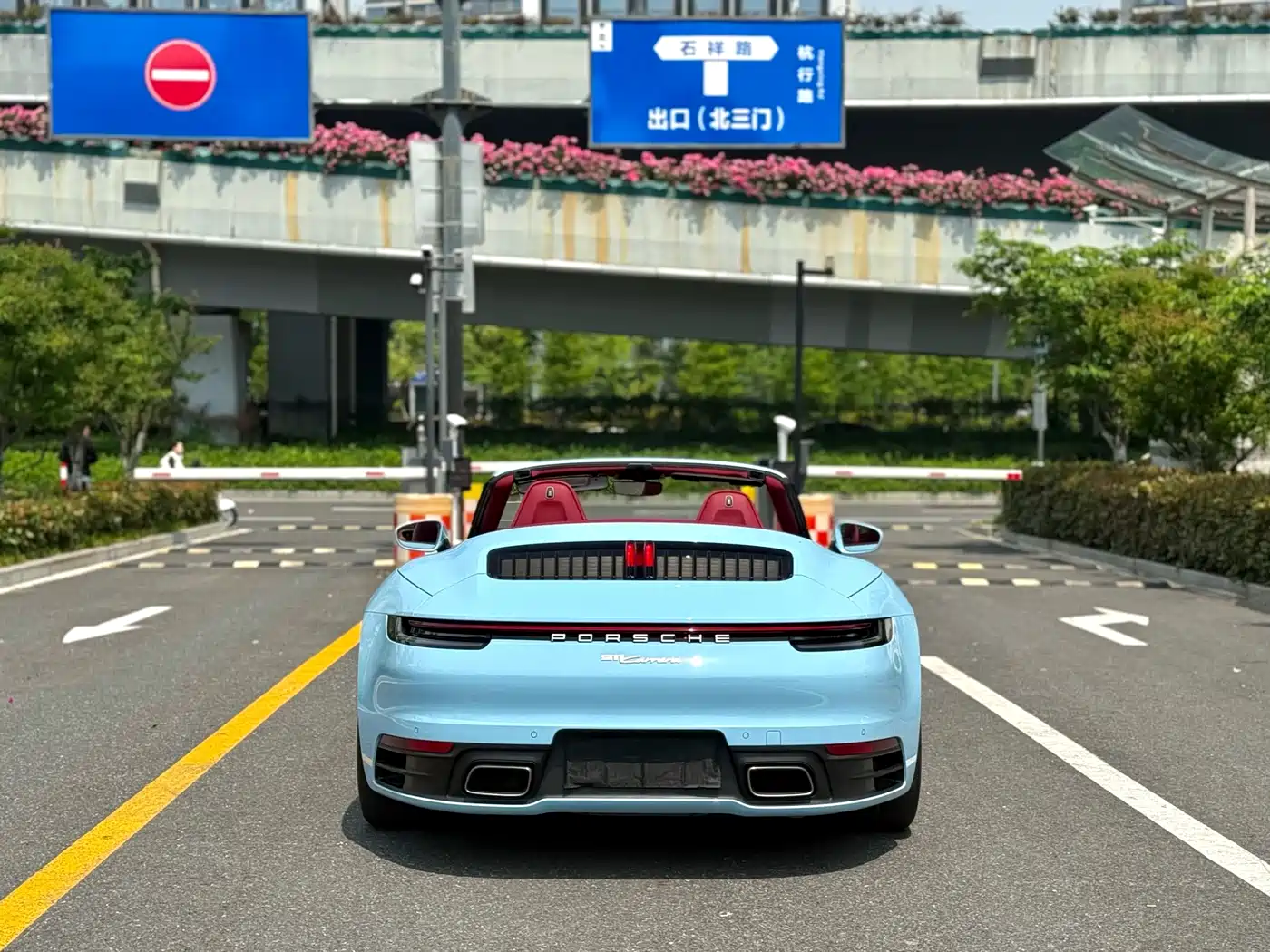 Porsche 911 2022 Carrera Cabriolet 3.0T фото 8