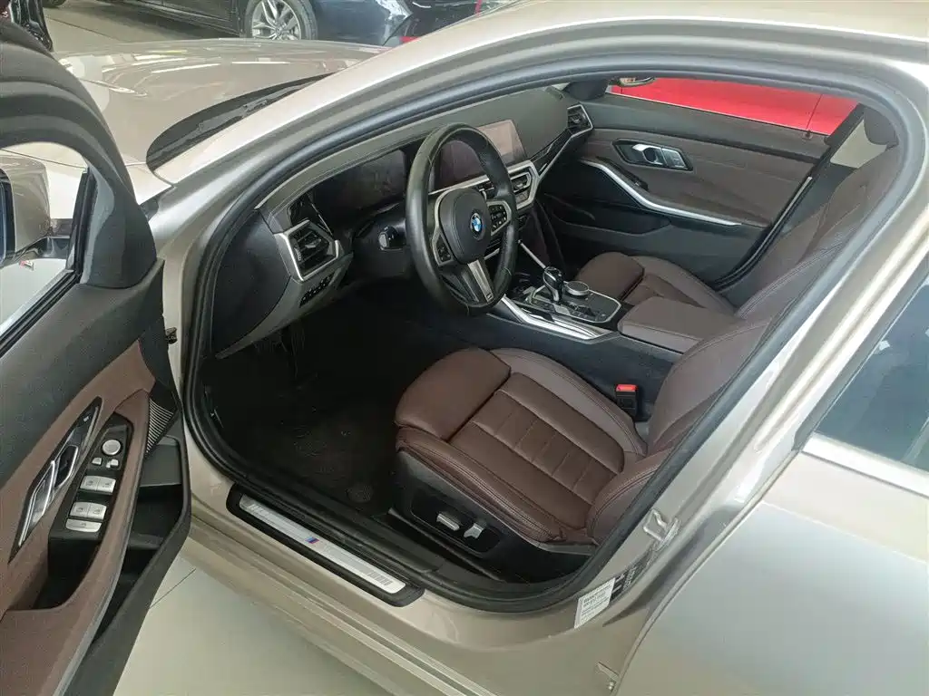 BMW 3 Series 2020 320Li M Sport Package фото 16