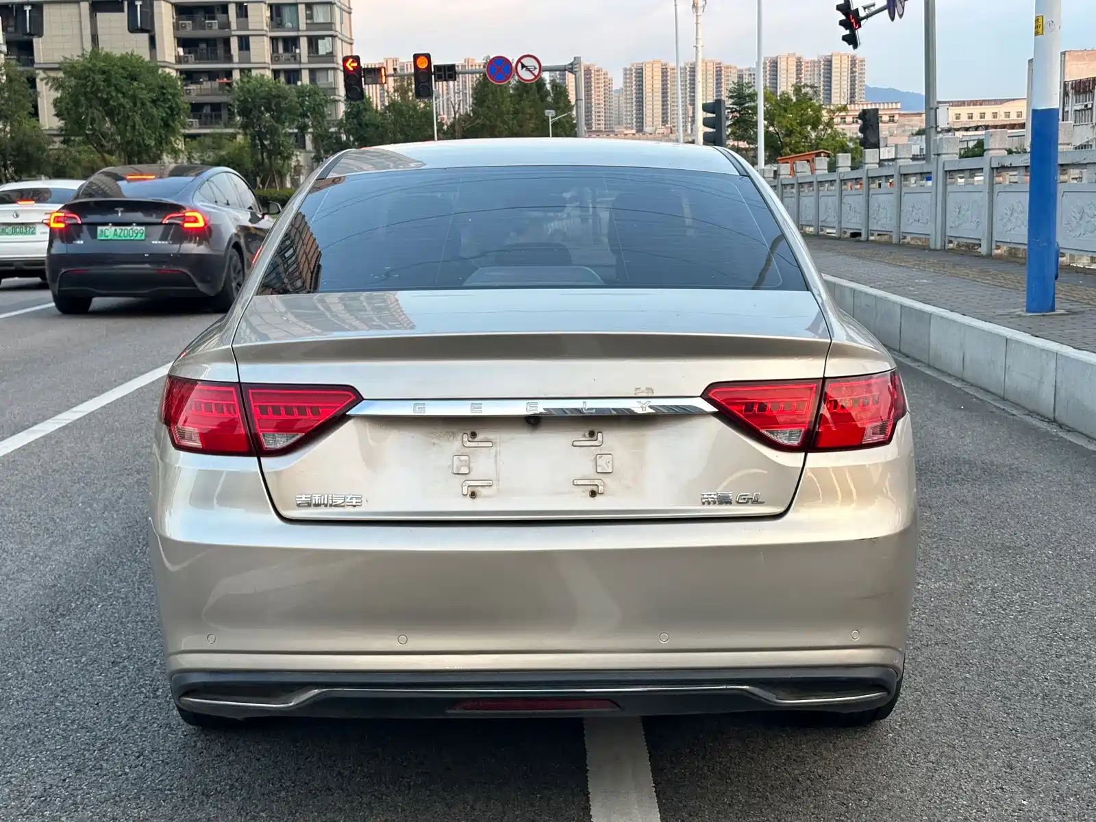 Photo 5 - Geely Emgrand GL