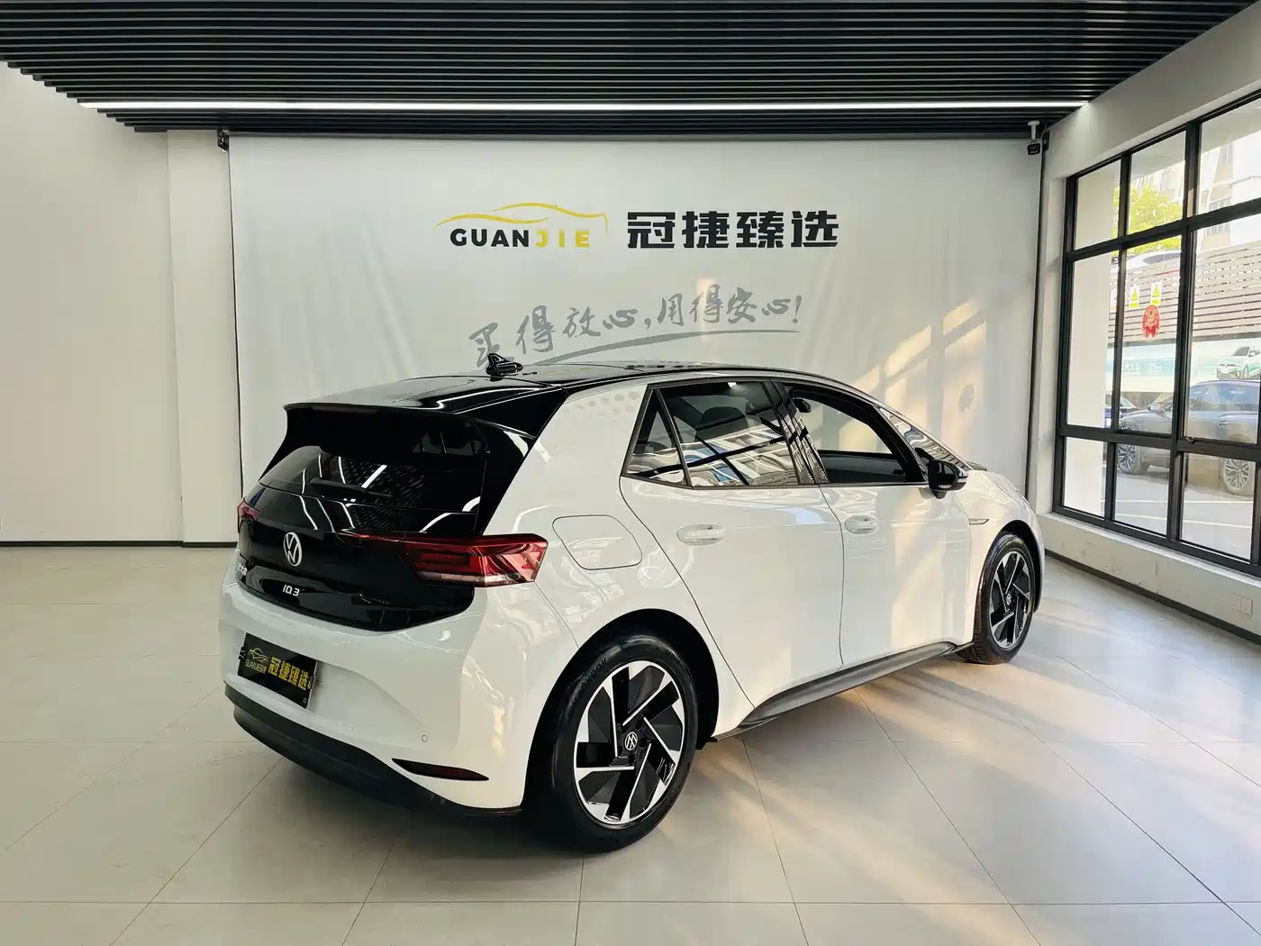 Volkswagen ID.3 2023 Upgraded Pure Intelligence Edition фото 15