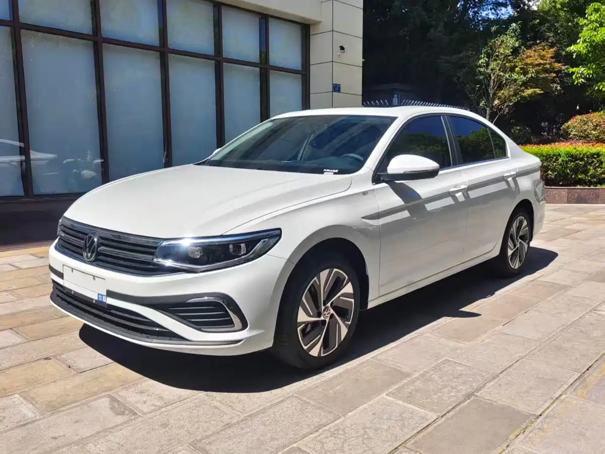 Volkswagen Bora 2025 200TSI DSG Joy Ride PRO Edition фото 2