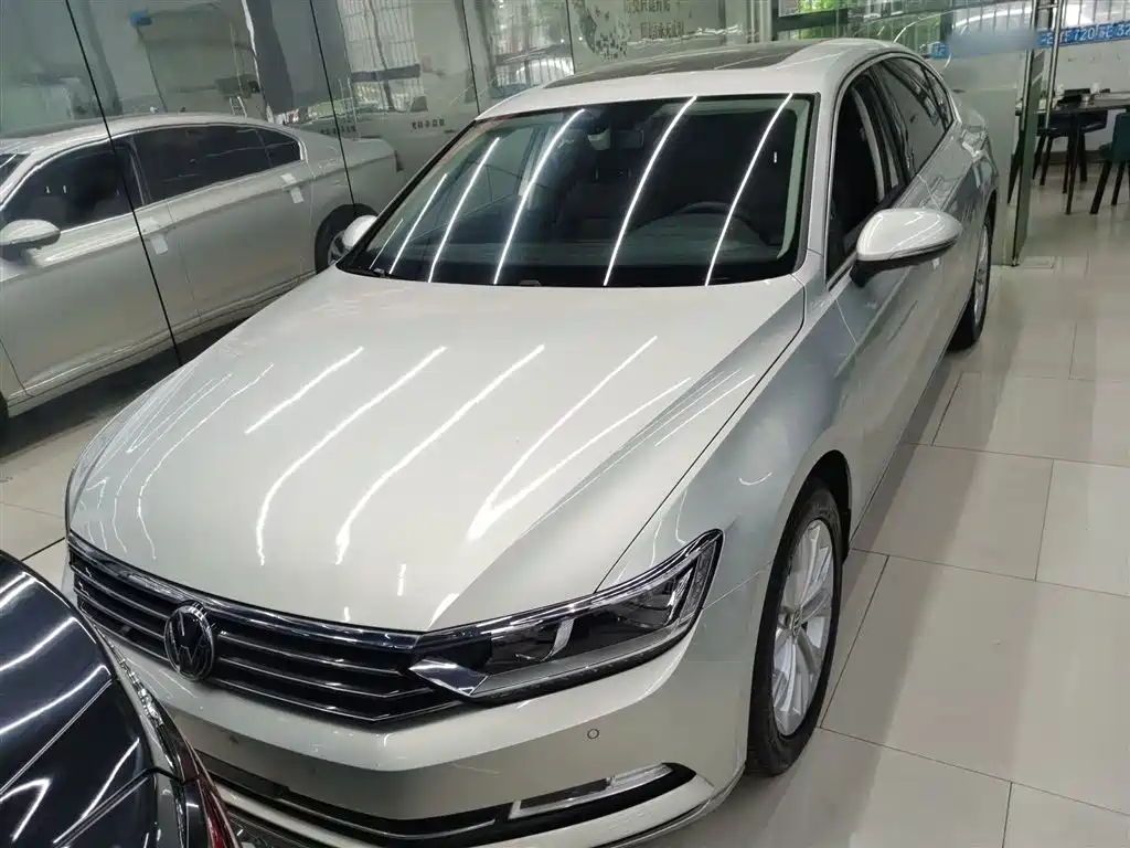 Volkswagen Magotan 2019 330TSI DSG Luxury China V фото 3