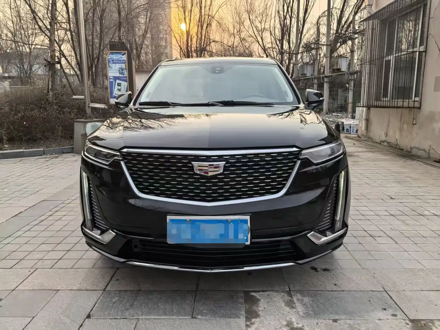 Cadillac XT6 2022 2.0T 7-Seater 4WD Luxury Edition фото 2