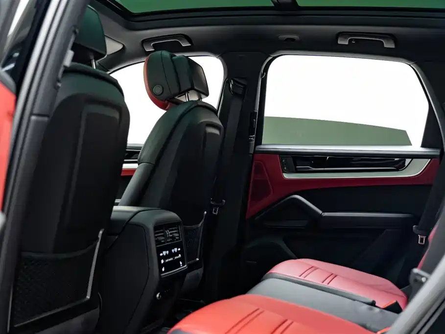 Porsche Cayenne 2025 Cayenne 3.0T Dream Chaser Edition фото 11