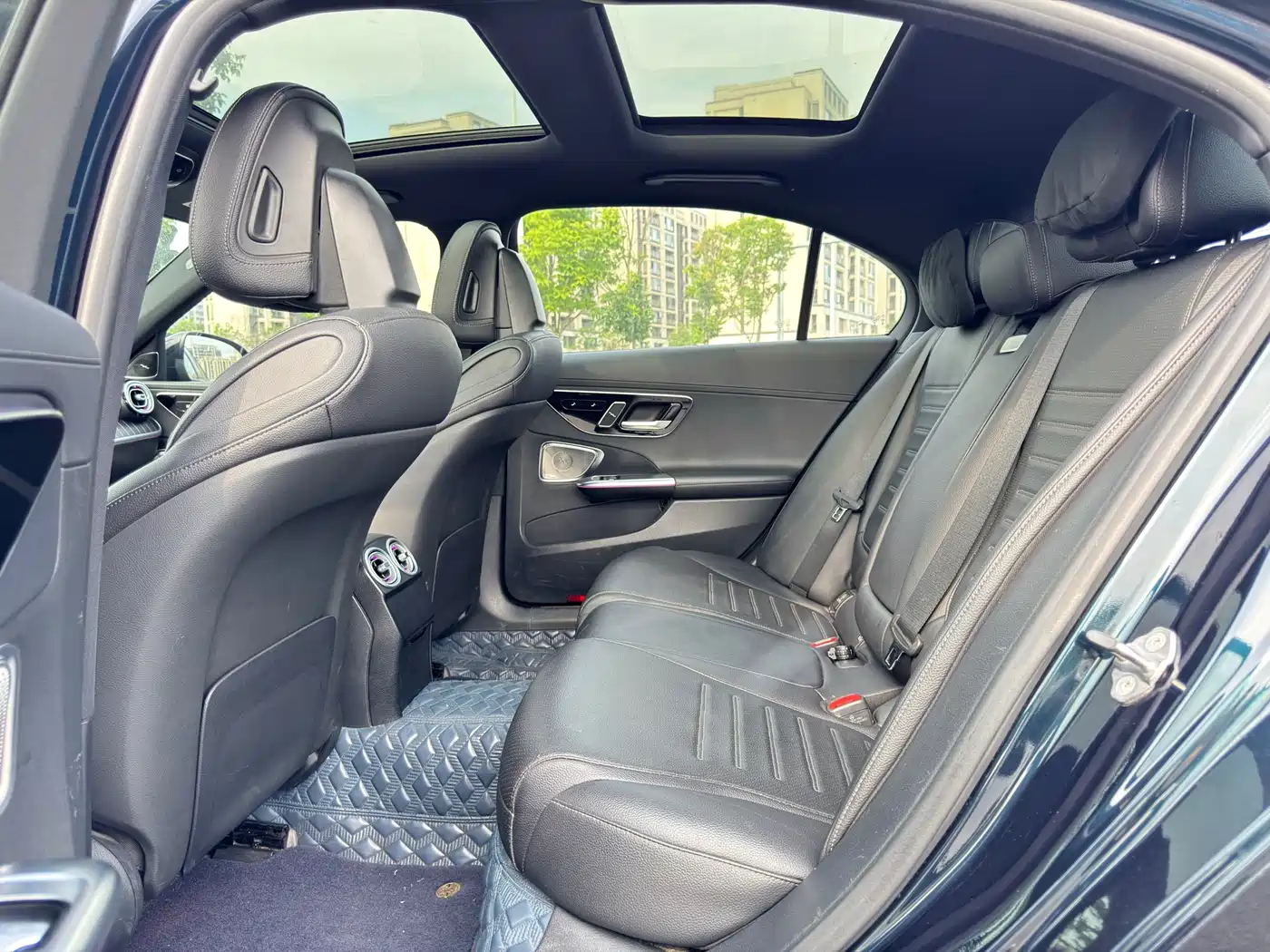 Mercedes-Benz C-Class 2022 C 260 L Night Sport Edition фото 13