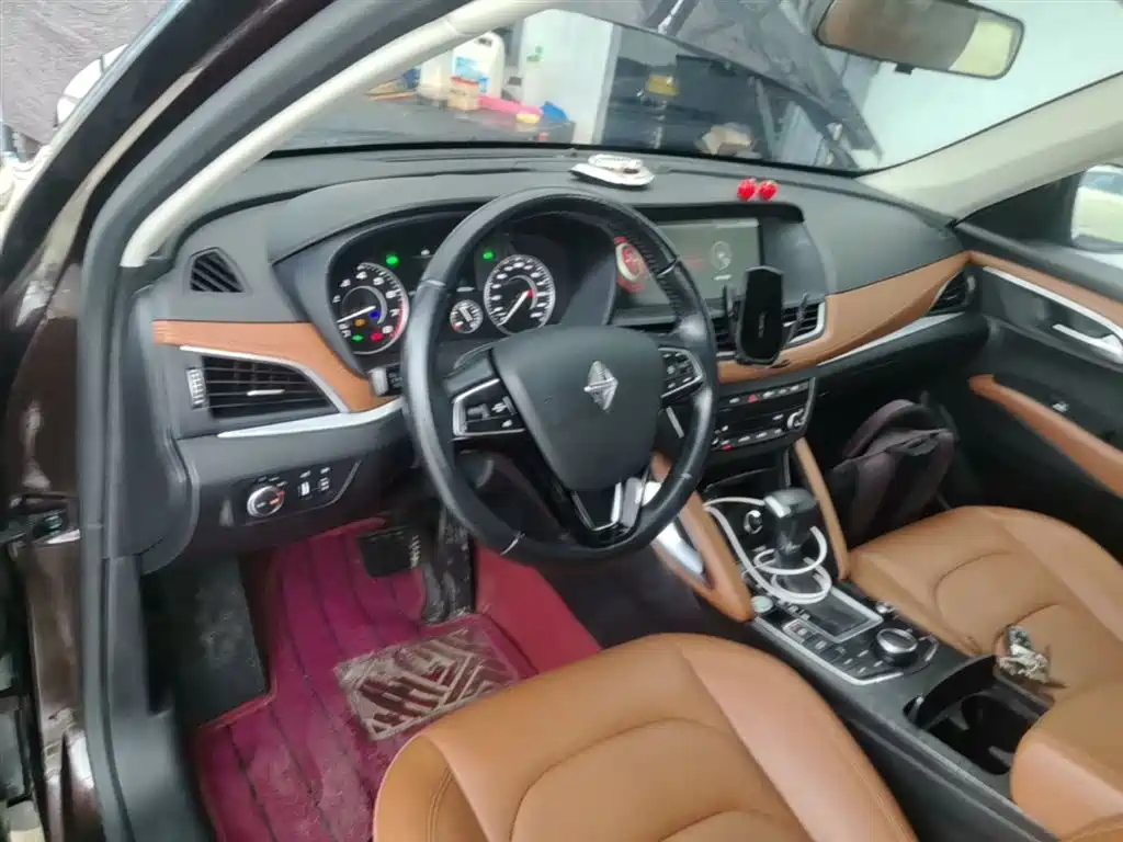 Borgward BX7 2018 2018 28T 2WD Quality Enjoy 5-Seater China V