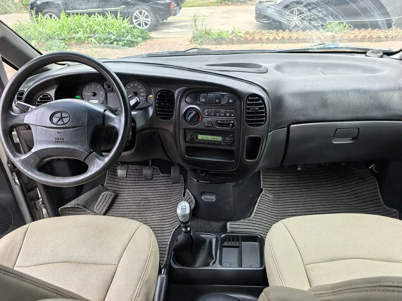 JAC Motors Refine 2015 2015 1.9T Shuttle Long Wheelbase Comfort HFC4DB1-2C