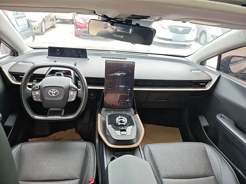 Toyota bZ3 2023 616km Long Range Premium фото 10