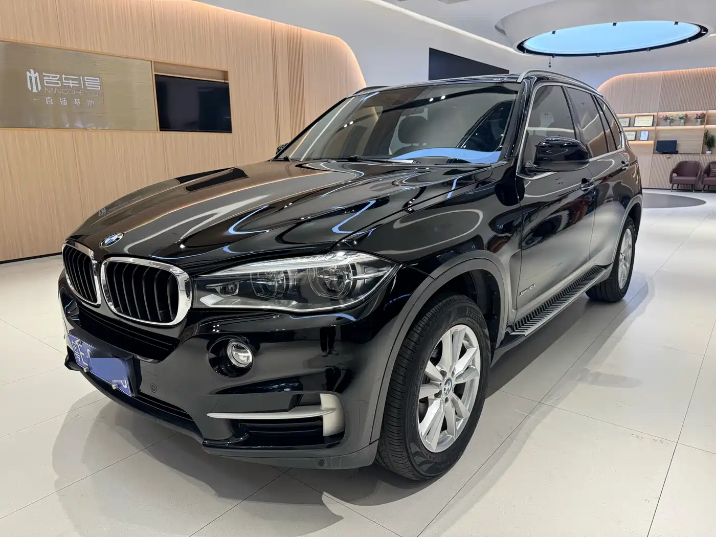 BMW X5 (Import) 2018 xDrive35i Elegant Model