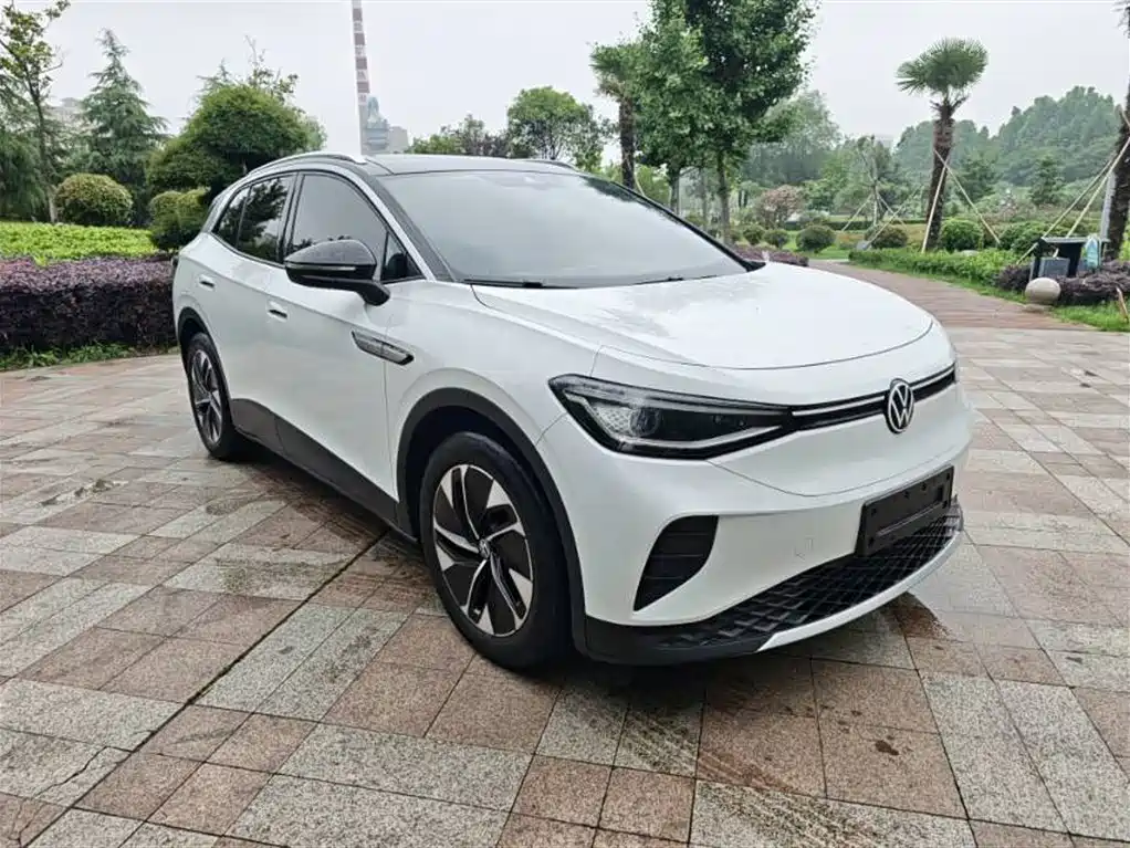 Volkswagen ID.4 CROZZ 2022 Standard Range PURE Edition фото 3