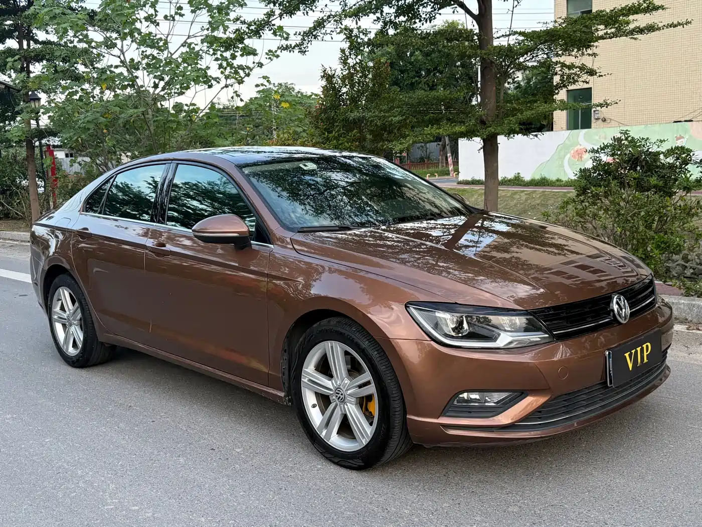Volkswagen Lamando 2015 330TSI DSG Comfort фото 3