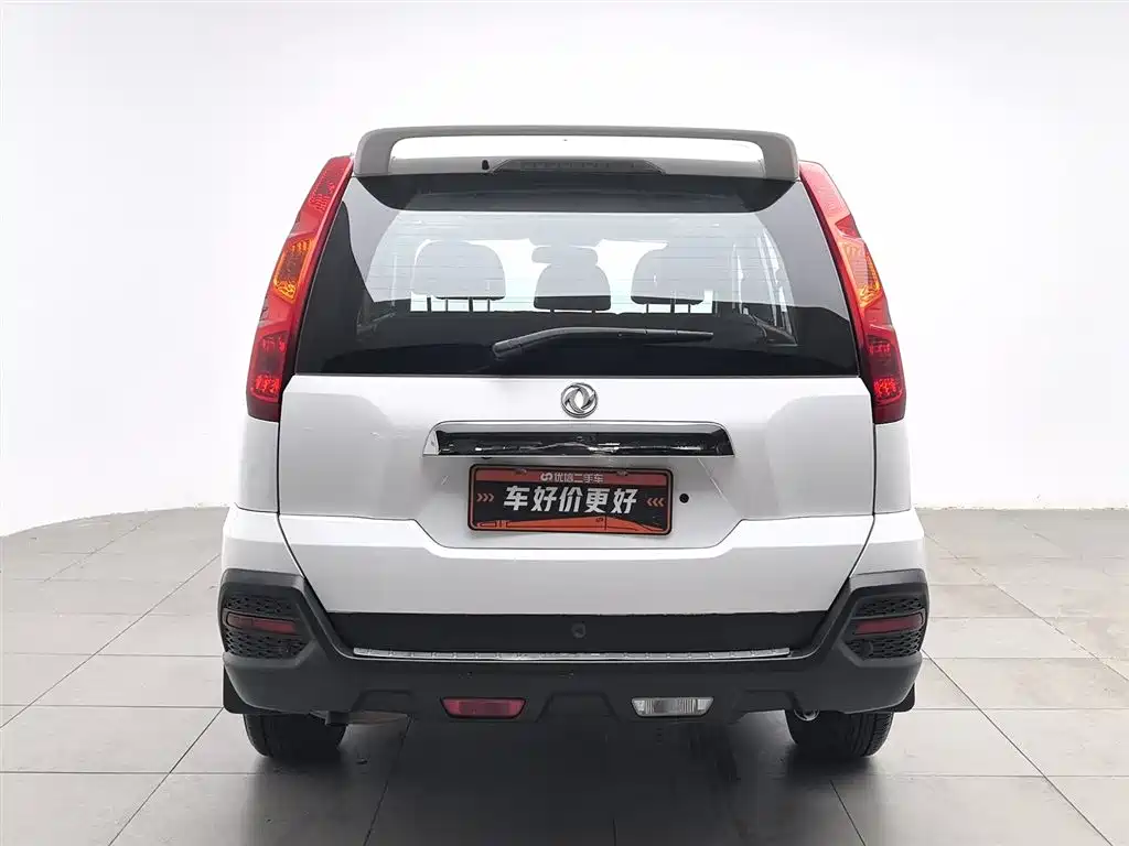 Dongfeng Fengdu MX6 2015 2015 2.0L CVT 2WD Dream Edition