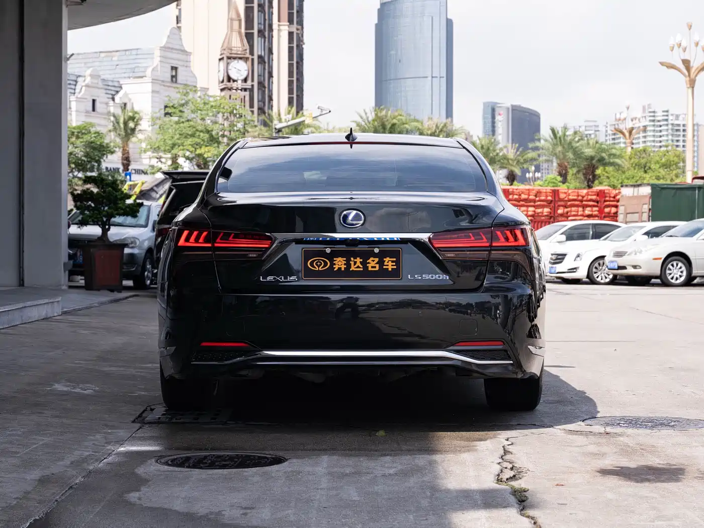 LEXUS LS
