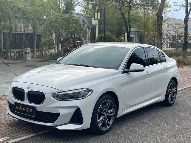 BMW 1 Series 2021 120i M Sport