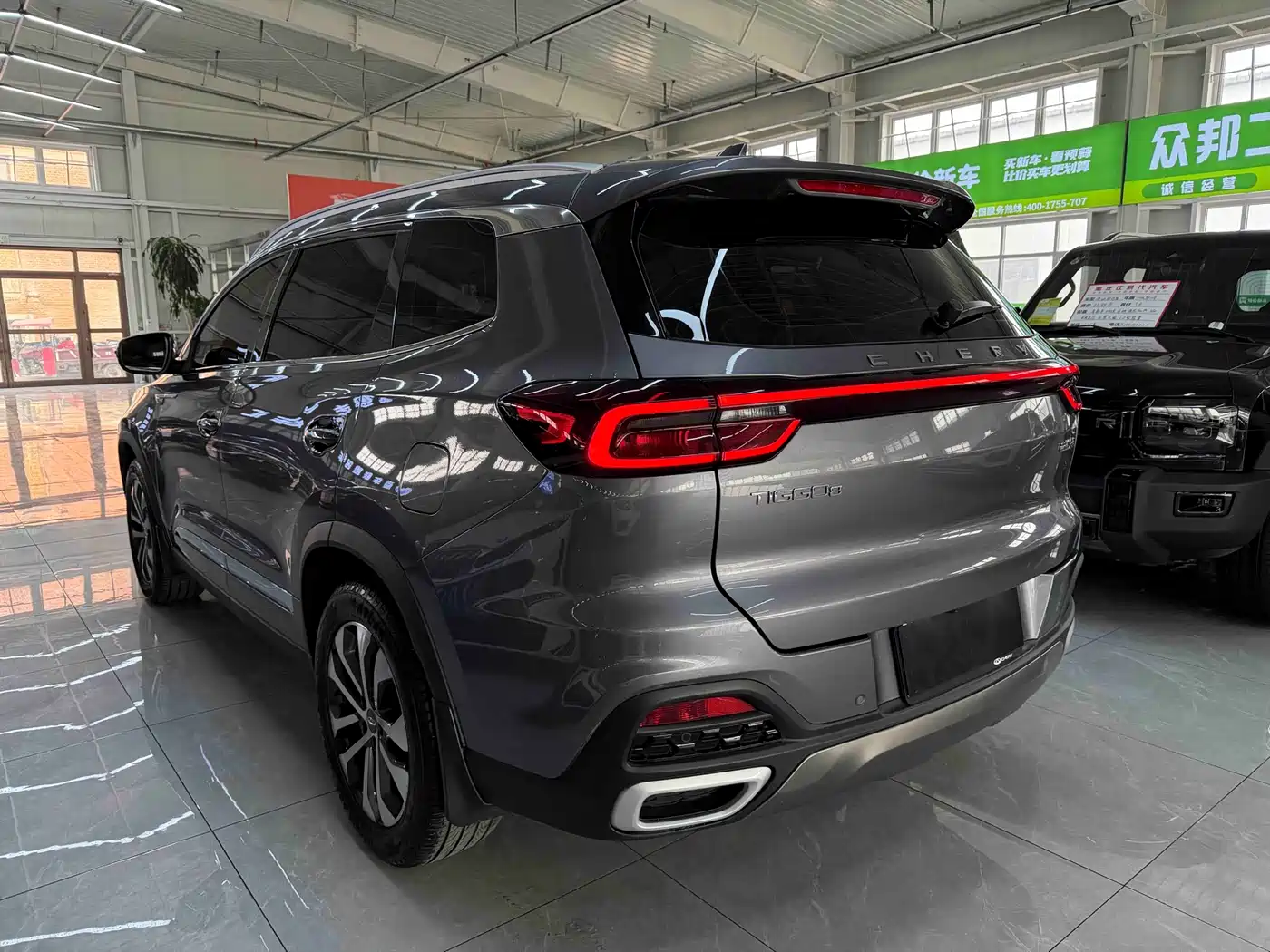 CHERY TIGGO 8