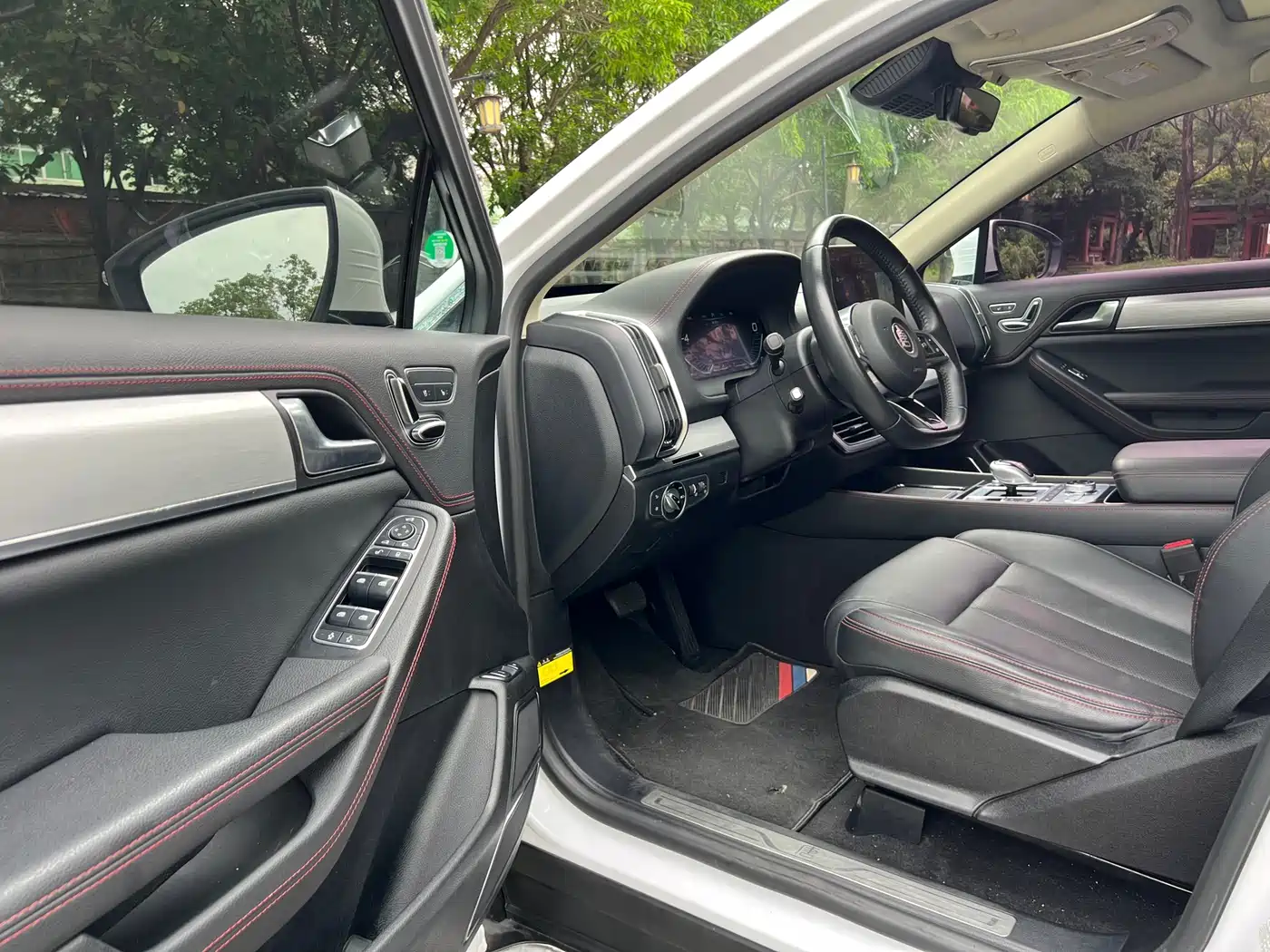 BYD Tang New Energy 2019 DM 2.0T AWD Intelligent Sharing Creation 7-seater China VI фото 6