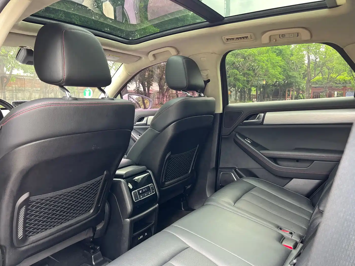 BYD Tang New Energy 2019 DM 2.0T AWD Intelligent Sharing Creation 7-seater China VI фото 15