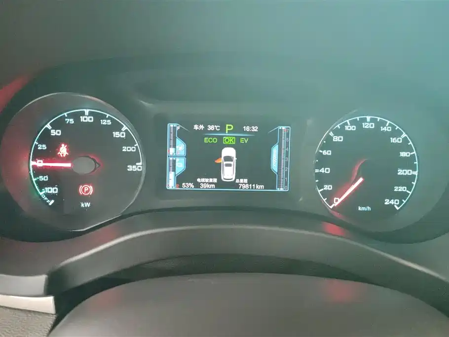 BYD Song New Energy 2017 Song DM 1.5TID Full-time 4WD Luxury фото 13