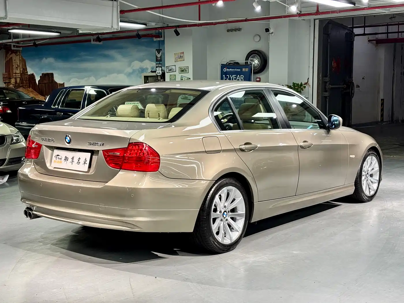 BMW 3 Series 2009 325i Fashion фото 7