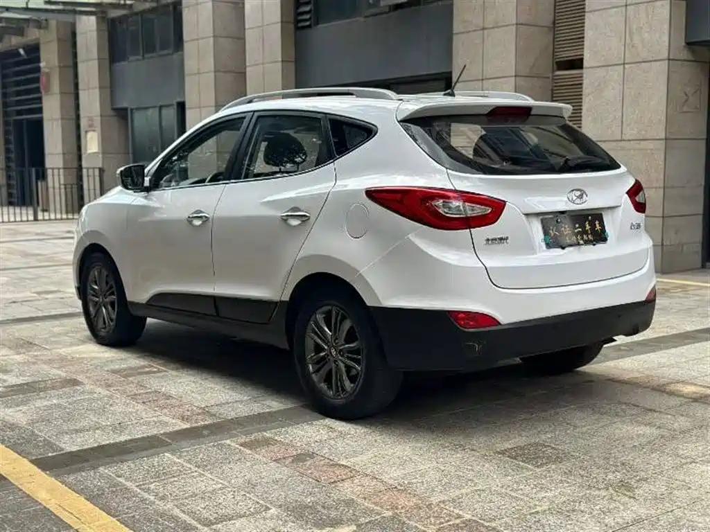 Hyundai Beijing Hyundai ix35 2015 2.0L Automatic 2WD Smart China V фото 7