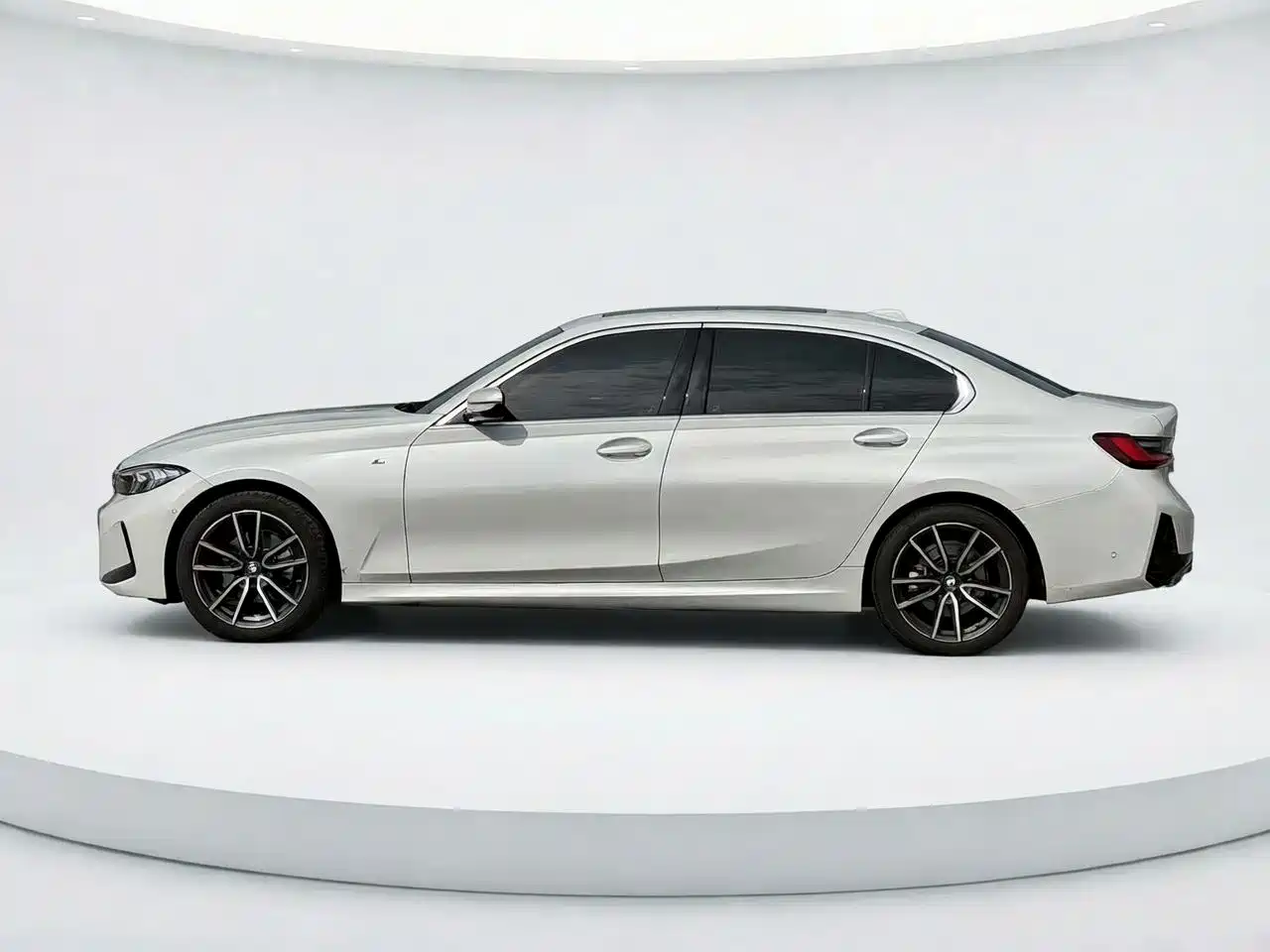 BMW 3 Series 2025 325Li M Sport Package фото 2