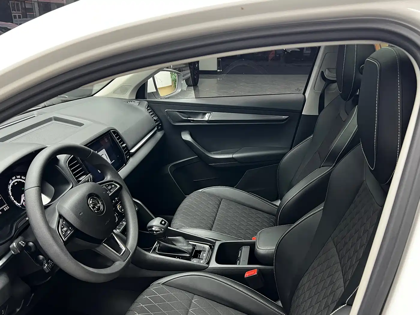 Photo 16 - Škoda Karoq