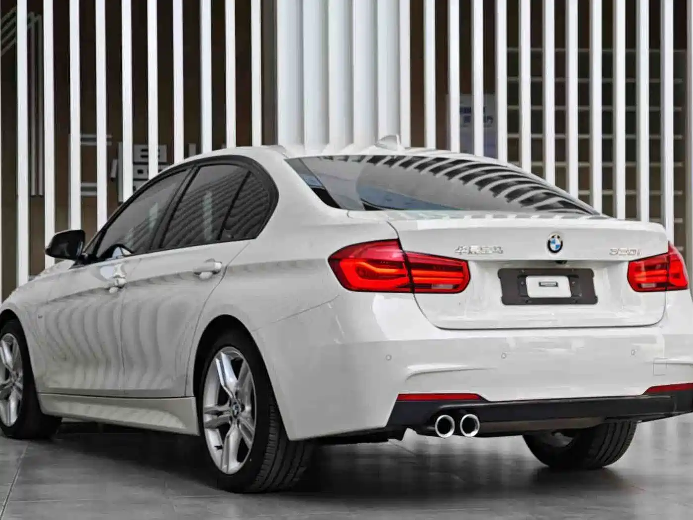 BMW 3 Series 2019 320i M Sport Package фото 15