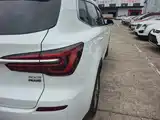 Фото 8 - Roewe RX5