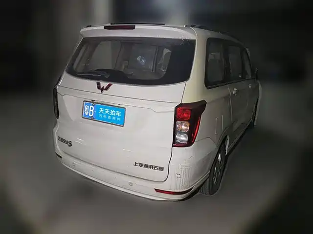 Wuling Motors Wuling Hongguang 2019 1.5L S Comfort China VI LAR — фото 2