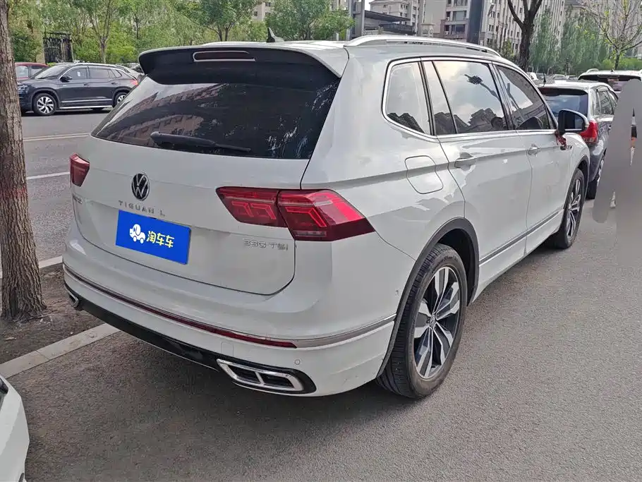 Volkswagen Tiguan L 2023 Facelift 330TSI Auto FWD R-Line Premium фото 3