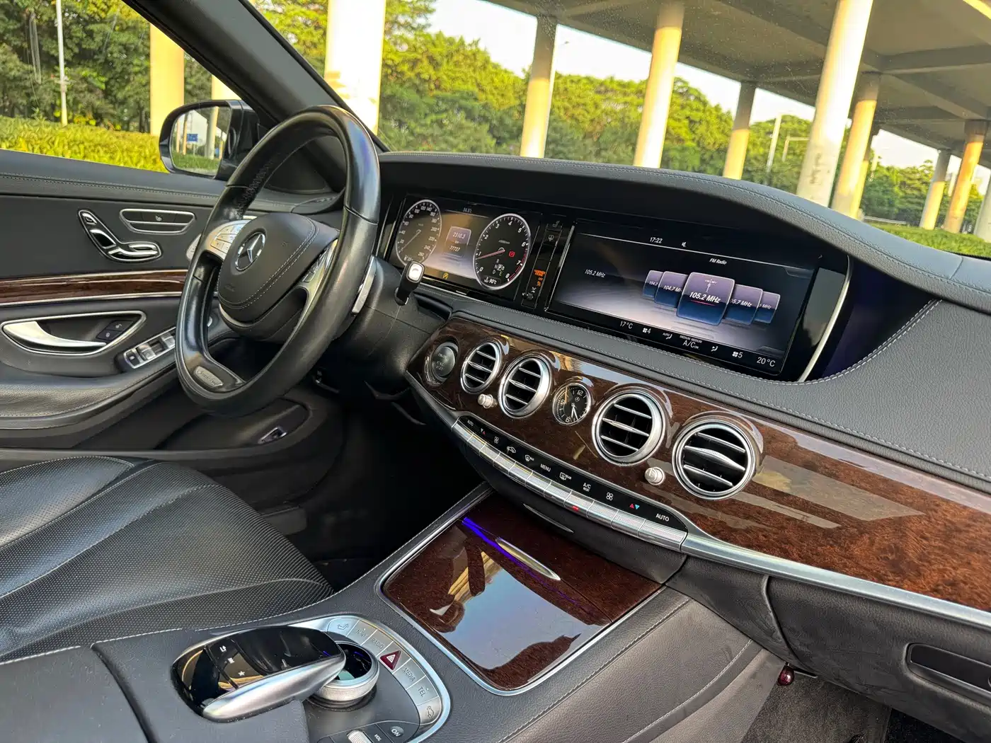 Фото 11 - Mercedes-Benz S-Class