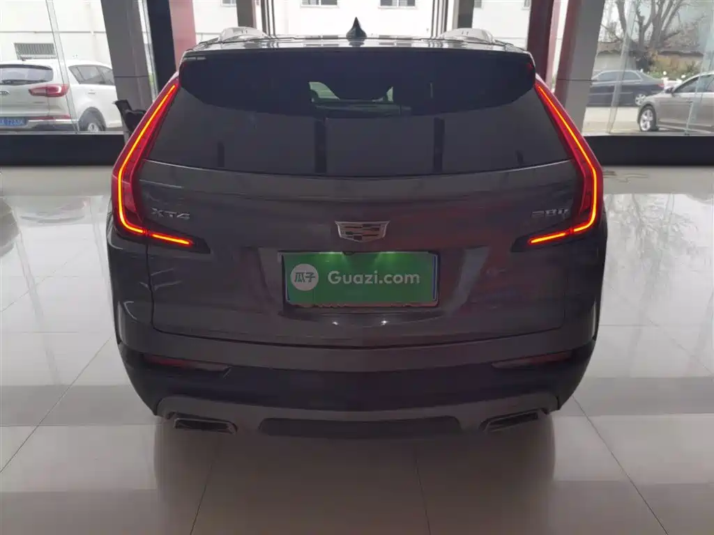 Cadillac XT4 2018 28T FWD Leading Edition фото 6