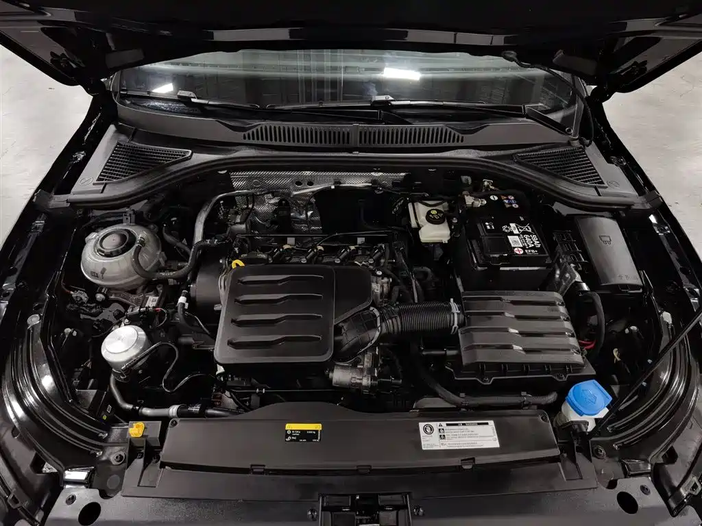 Volkswagen Lavida 2024 Model 1.5L Automatic 5 Million Edition фото 6