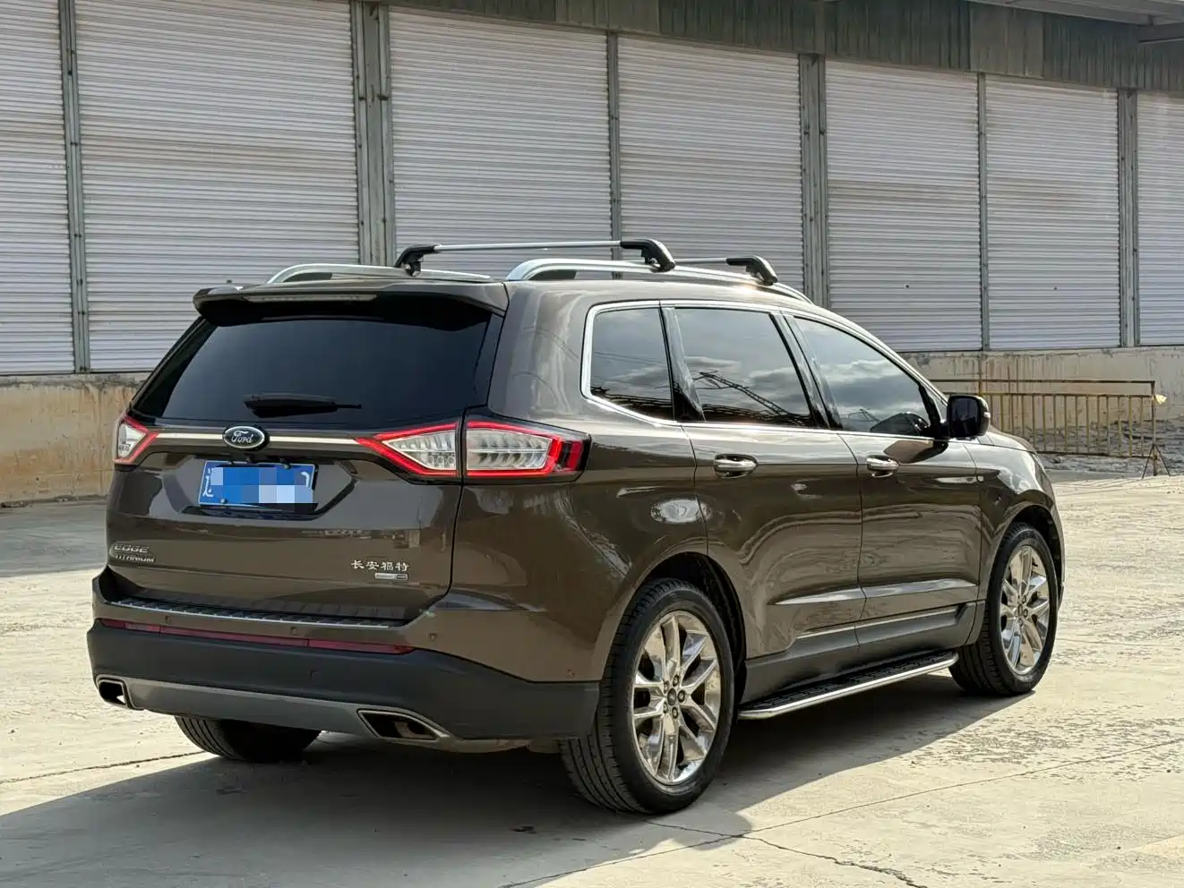 Фото 4 - Ford Edge