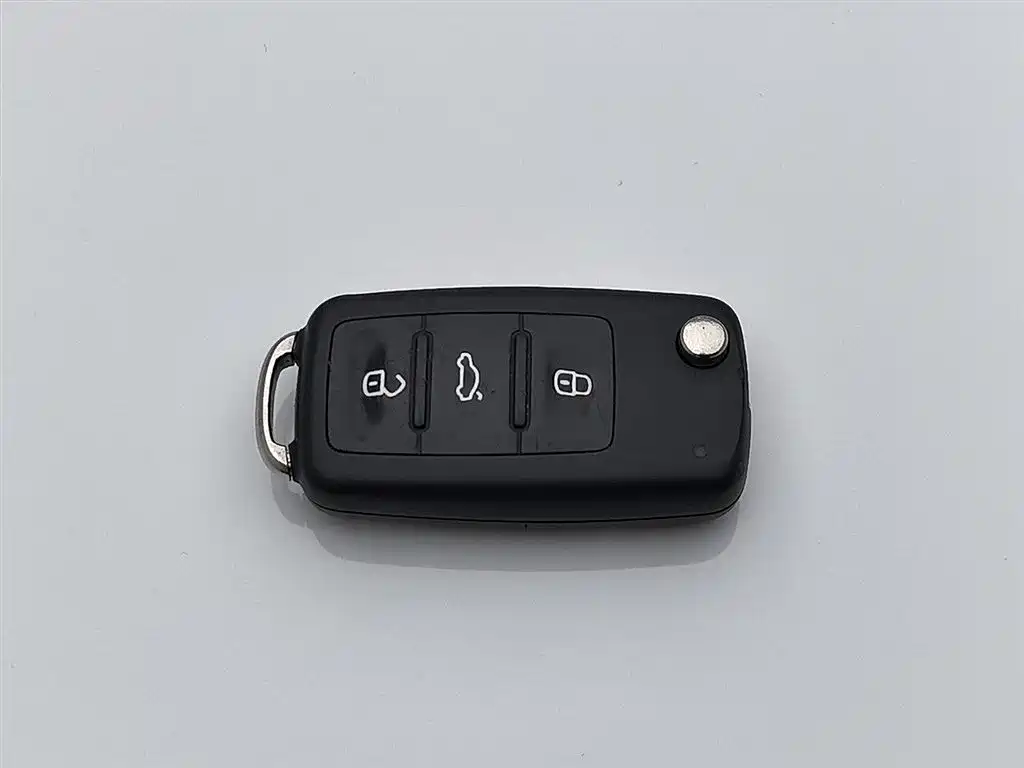 Volkswagen Lavida 2015 230TSI DSG Comfort Edition фото 19