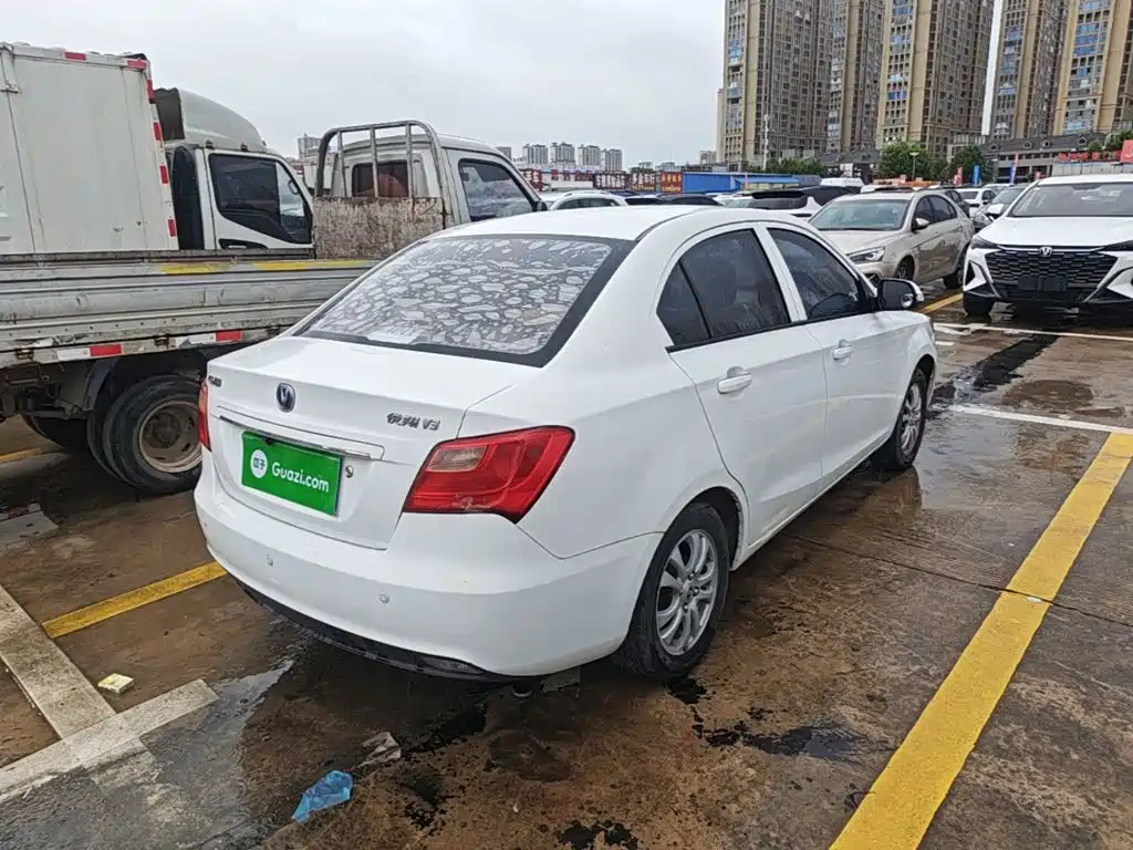 Changan Yuexiang V3 2015 2012 1.3L Manual Luxury Type China IV