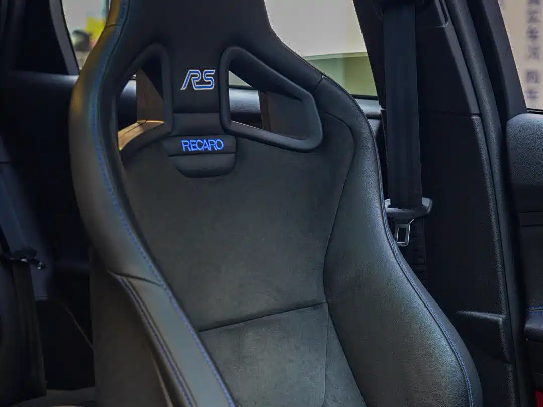 Ford Focus (Import) 2018 2.3T RS Track Edition фото 17