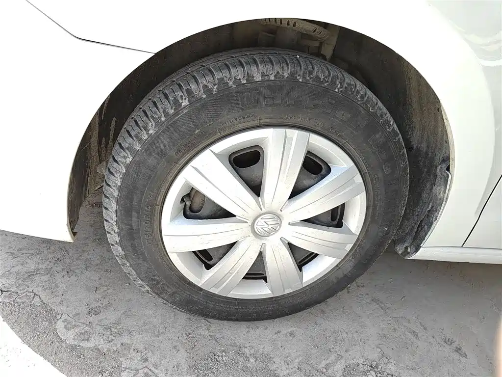 Volkswagen Jetta 2017 1.4L Manual Fashion фото 23
