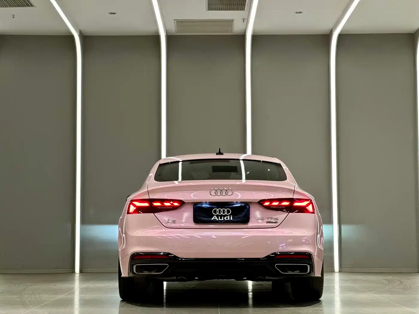 Audi A5 (Import) 2024 Sportback 40 TFSI quattro Luxury Dynamic фото 9